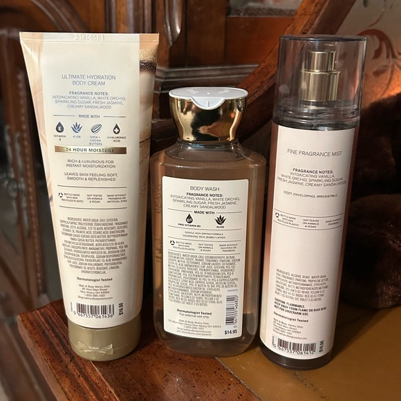 Bath & Body Works Warm Vanilla Sugar Set - Picture 2 of 2